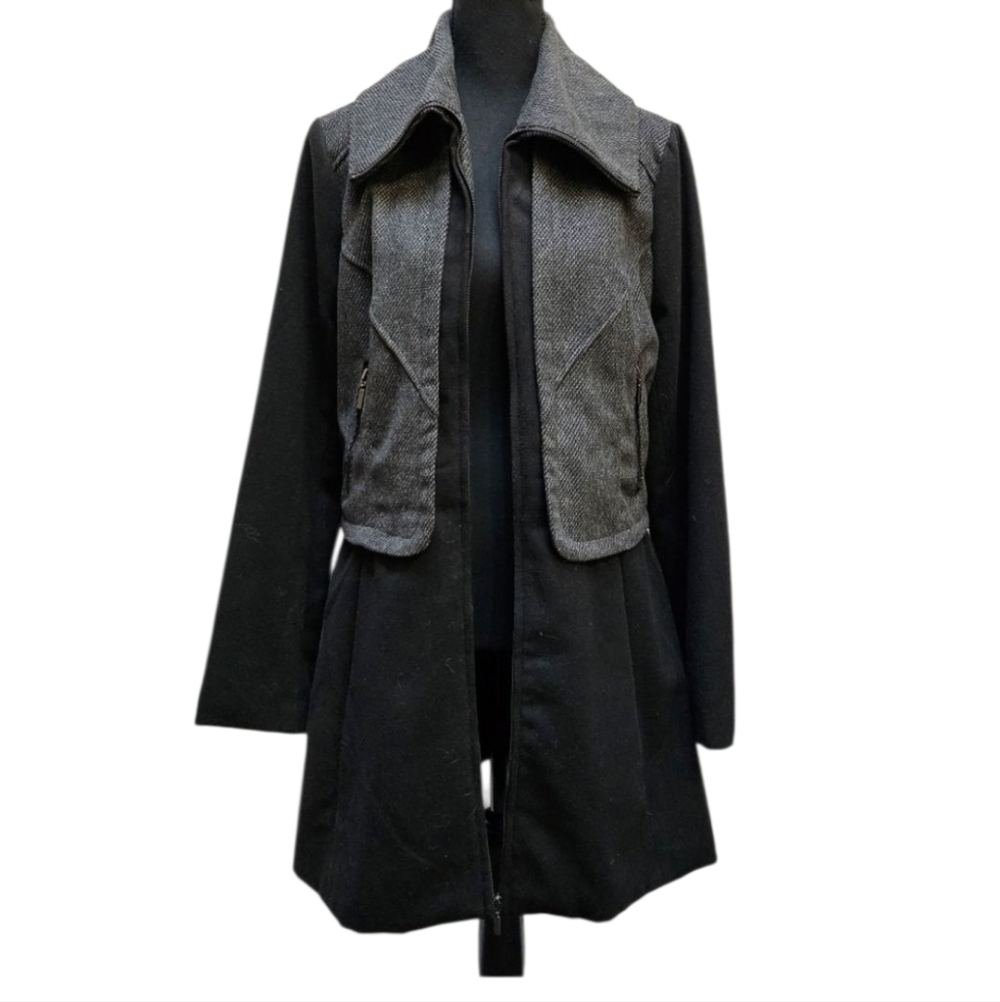 Yoki New York Layered Look Twofer Black Overcoat 90% Polyester 10% Wool Sz XL
